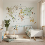 papel de parede infantil com mapa mundi nas cores verde, verde água, bege e marrom